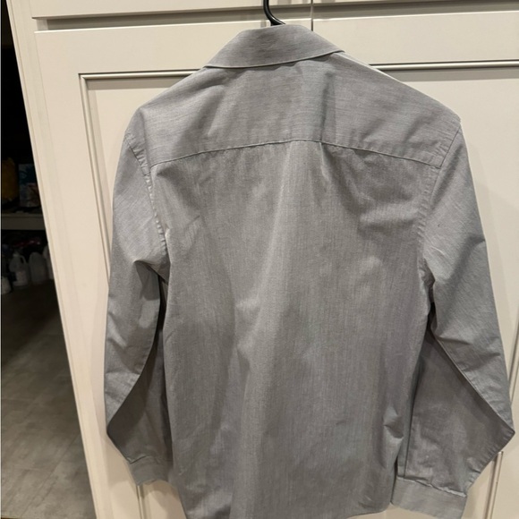 Men’s Van HeusenSlim Fit Dress Shirt 15.5. 32/33. Heather gray wrinkle free - Picture 4 of 7